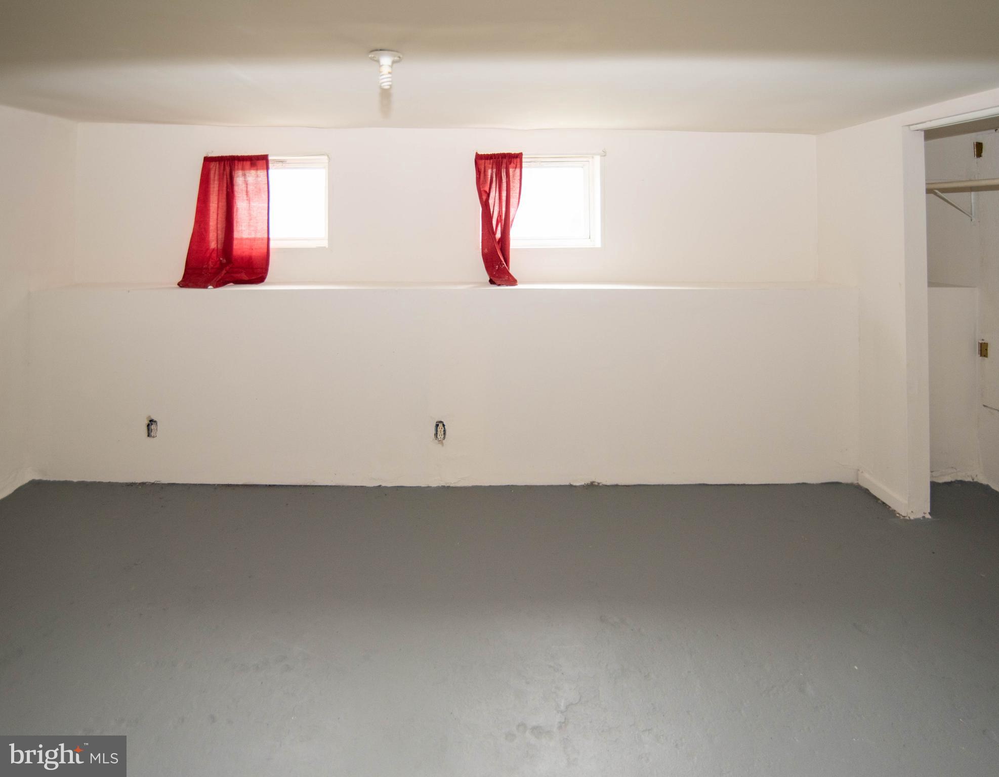 3109 Lawnview Avenue Baltimore, MD 21213 - Photo 22 of 35