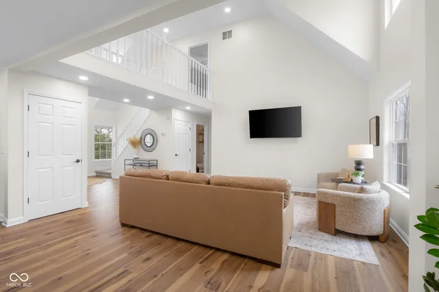 $569,900 | 2349 East County Road 25 North, Brownstown, IN 47220