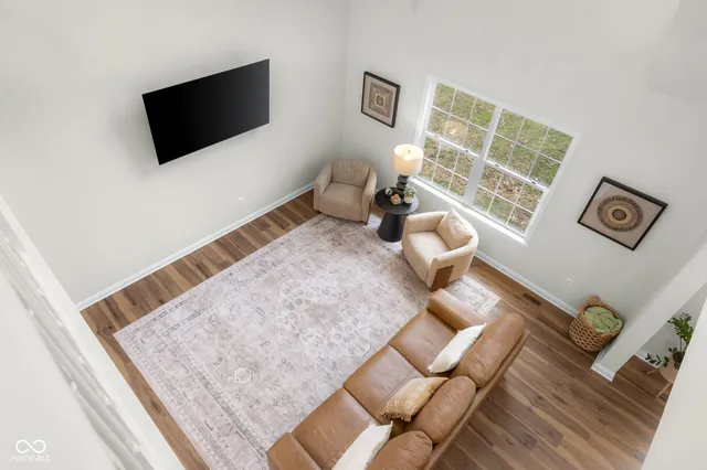 $569,900 | 2349 East County Road 25 North, Brownstown, IN 47220