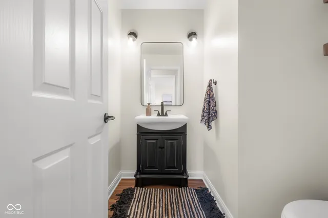 $569,900 | 2349 East County Road 25 North, Brownstown, IN 47220