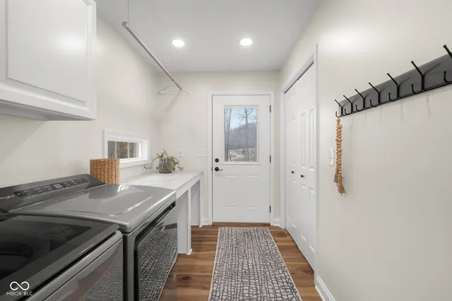 $569,900 | 2349 East County Road 25 North, Brownstown, IN 47220