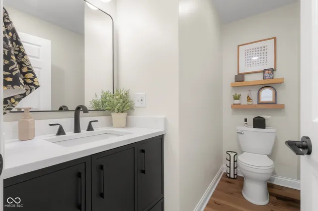 $569,900 | 2349 East County Road 25 North, Brownstown, IN 47220