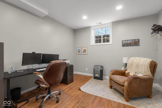 $569,900 | 2349 East County Road 25 North, Brownstown, IN 47220