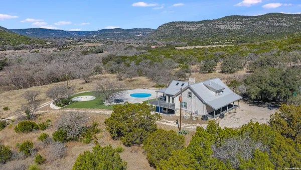 $1,350,000 | 254 North N Fork, Leakey, TX 78873