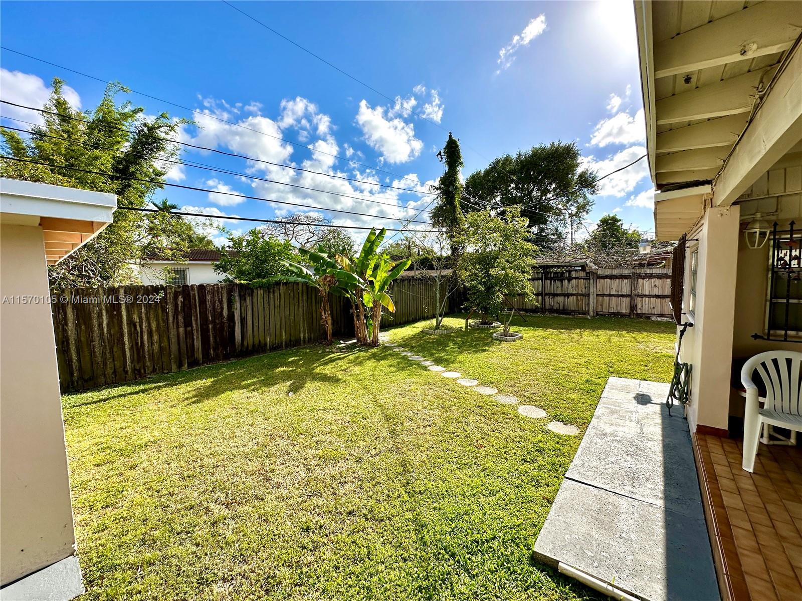 7390 Southwest 34th Street Miami, FL 33155 - Photo 14 of 20 Gallery Image 14