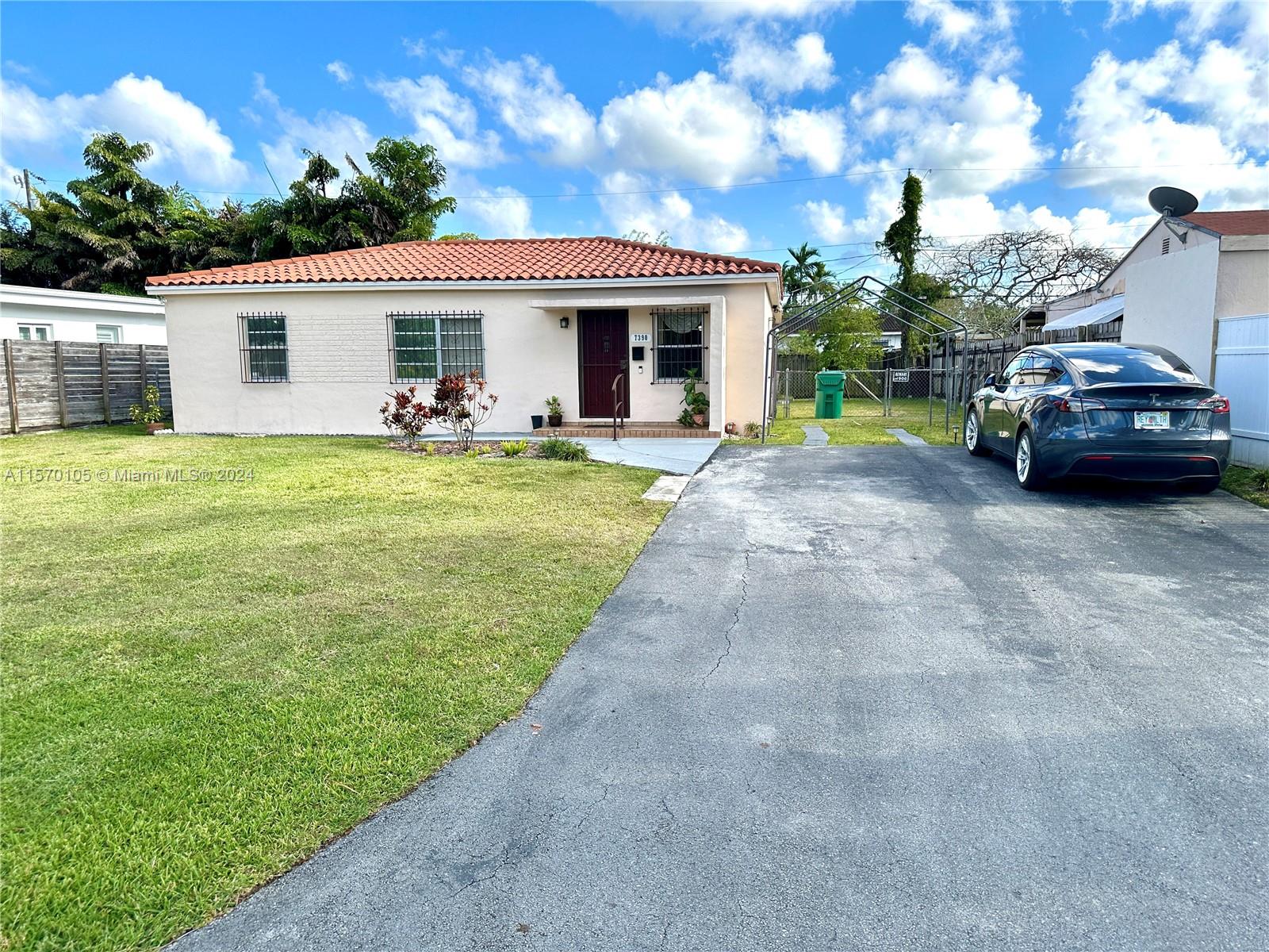 7390 Southwest 34th Street Miami, FL 33155 - Photo 2 of 20 Gallery Image 2