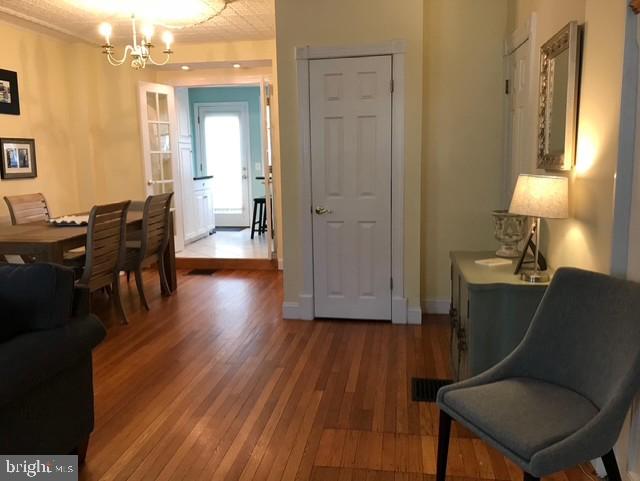 1915 35th Place Northwest Washington, DC 20007 - Photo 11 of 16