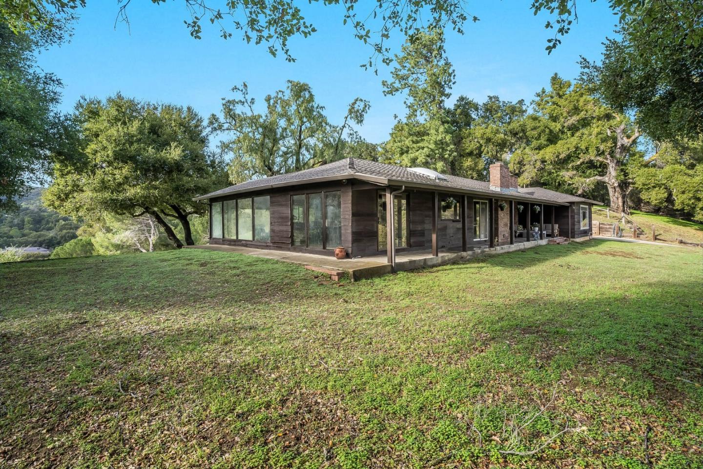 22301 Rolling Hills Road Saratoga, CA 95070 - Photo 14 of 42