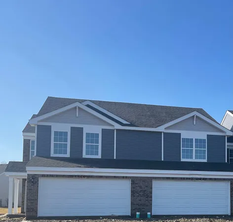 $284,990 | 519 Cressmoor Boulevard, Hobart, IN 46342