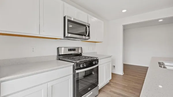 $284,990 | 519 Cressmoor Boulevard, Hobart, IN 46342