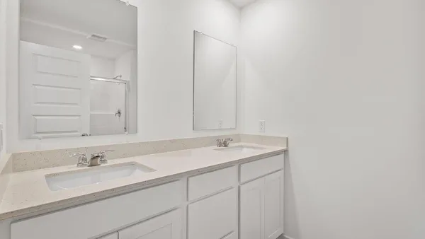 $284,990 | 519 Cressmoor Boulevard, Hobart, IN 46342