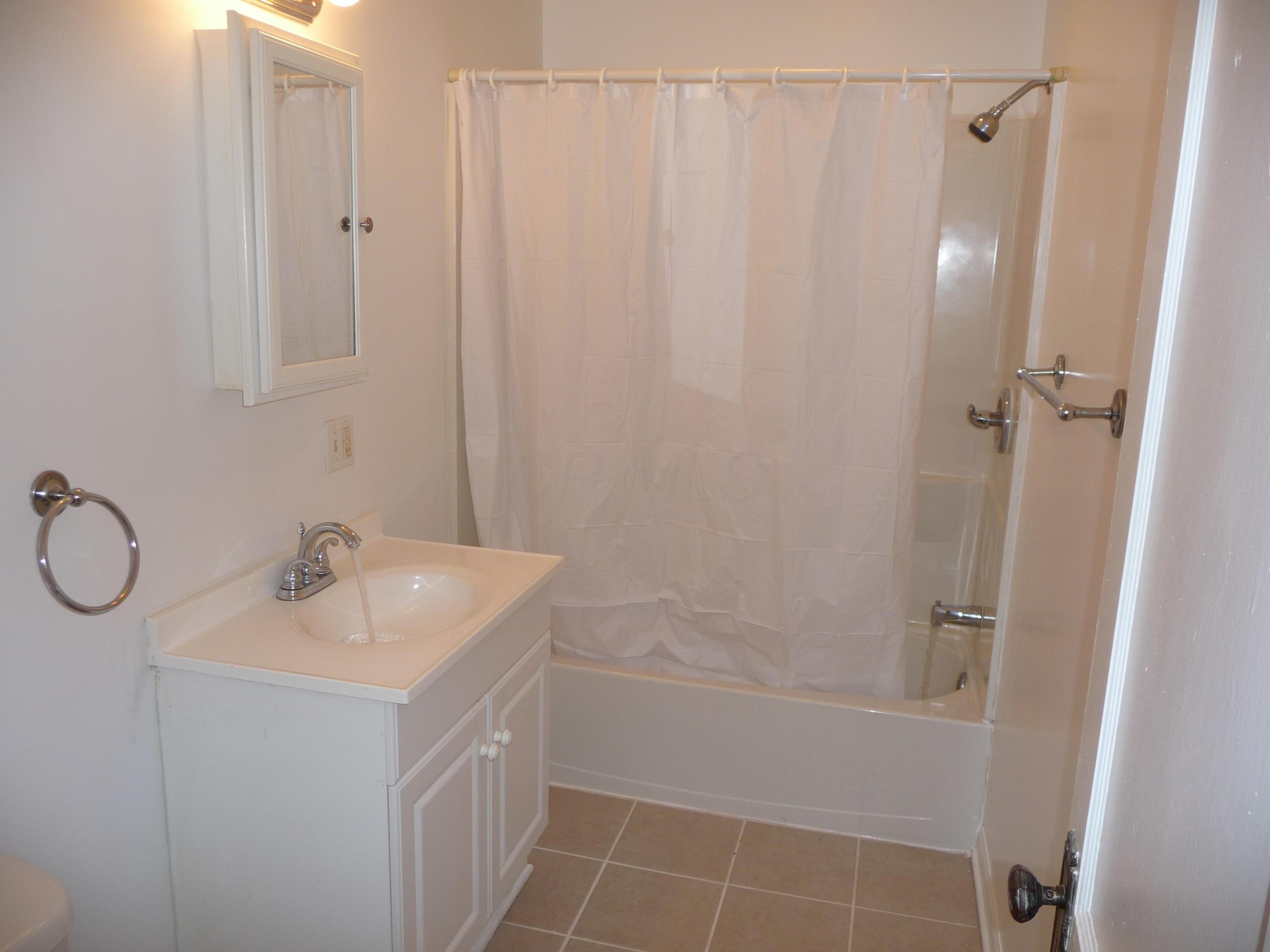 153-155 West Pacemont Road Columbus, OH 43202 - Photo 11 of 18 Gallery Image 11