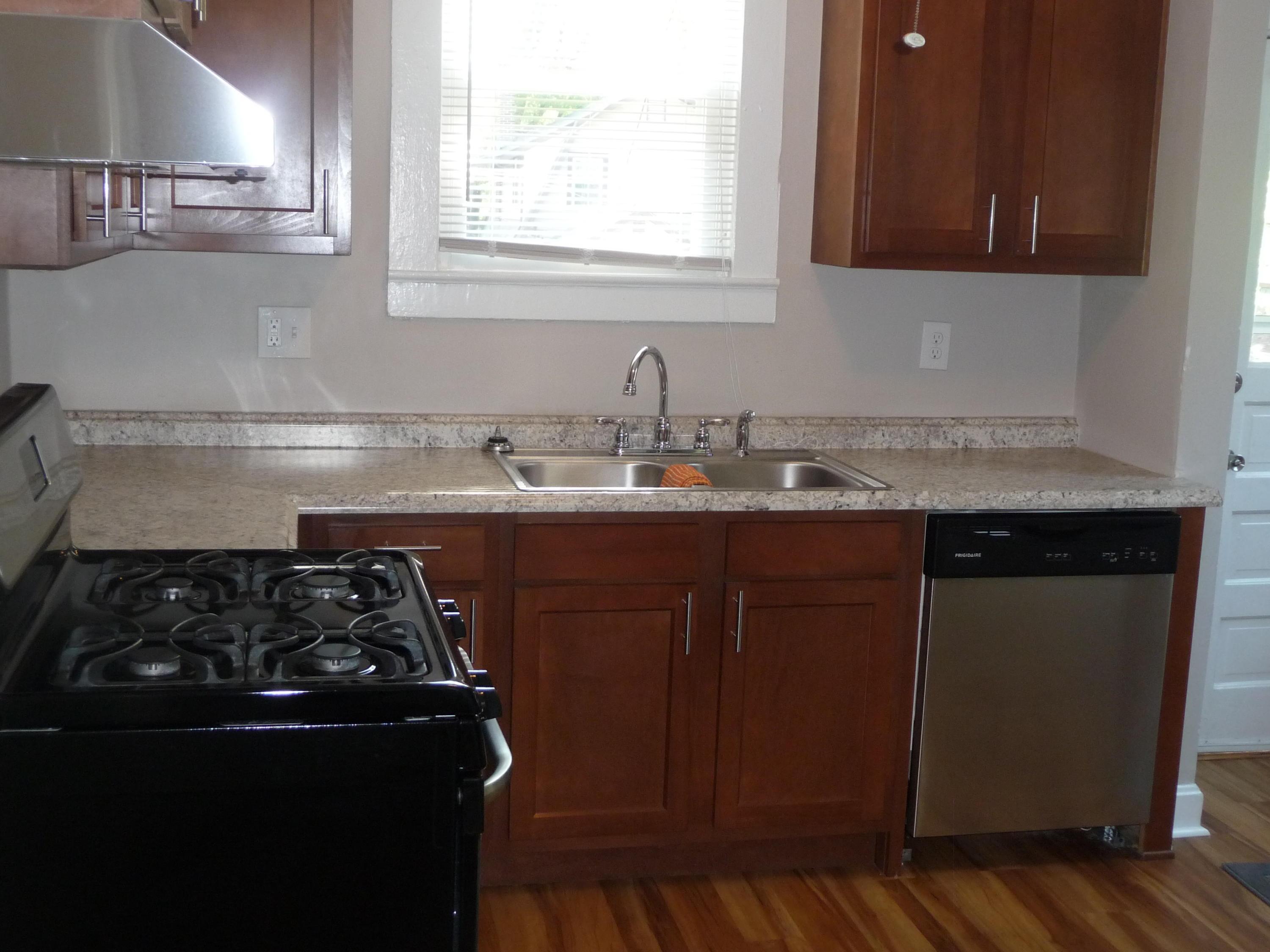 153-155 West Pacemont Road Columbus, OH 43202 - Photo 2 of 18 Gallery Image 2