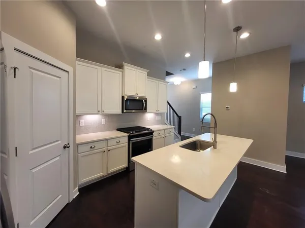 $3,195 | 5728 Taylor Way, Atlanta, GA 30342