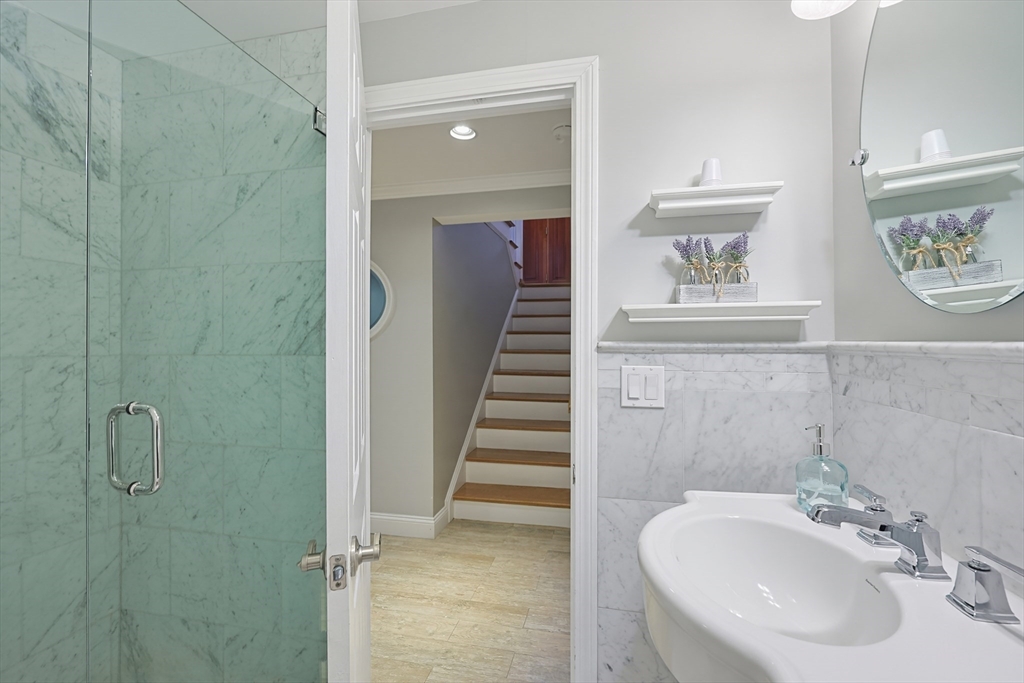 16 Mansion Road Wakefield, MA 01880 - Photo 36 of 42