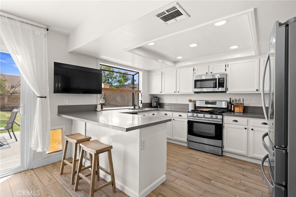 25541 Pegasus Road Menifee, CA 92586 - Photo 9 of 32