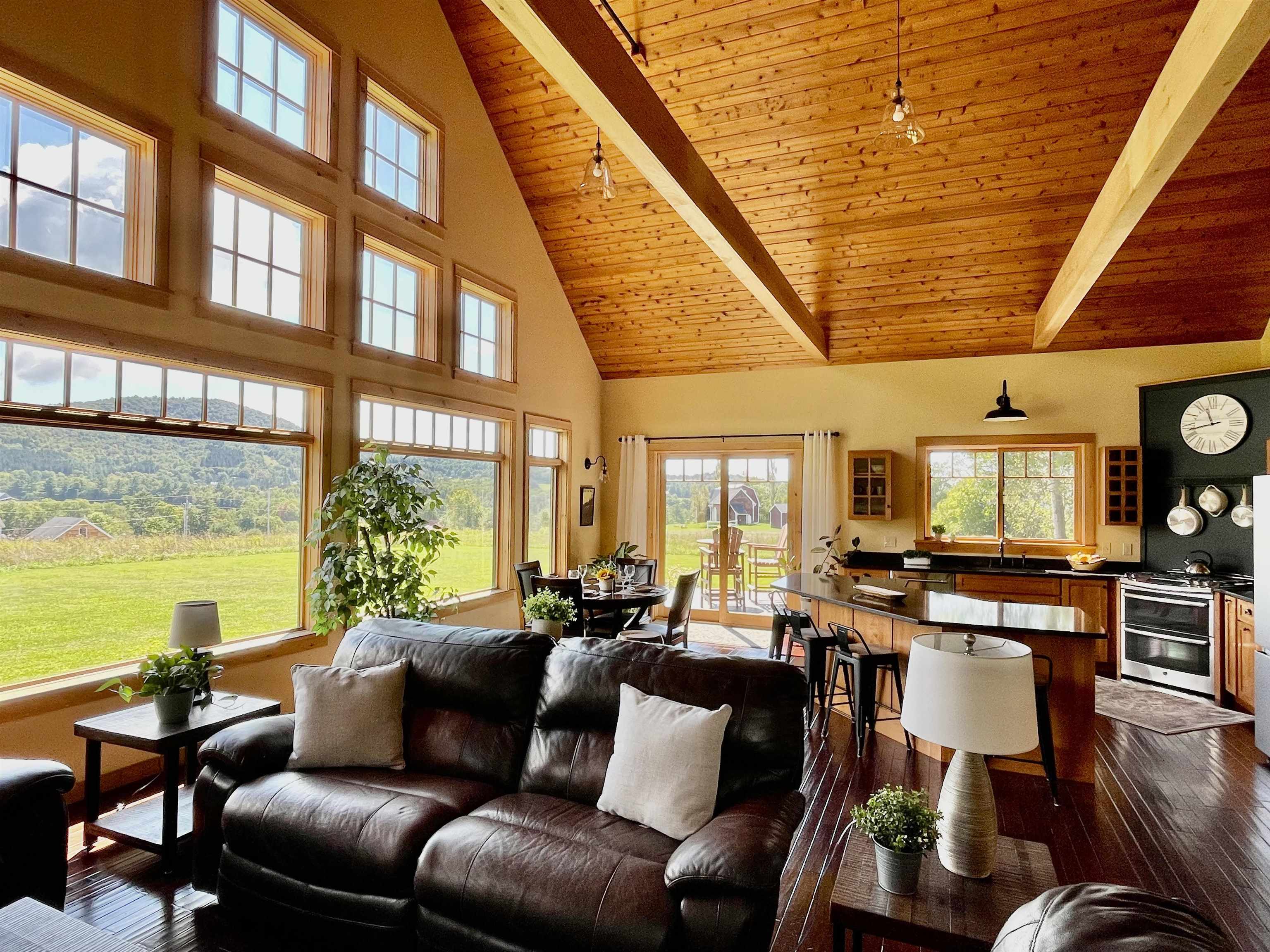 623 Ridge Road Kirby, VT 05851 - Photo 6 of 33 Gallery Image 6