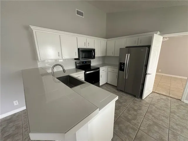 $1,750 | 230 Snapper Trail, Brunswick, GA 31525