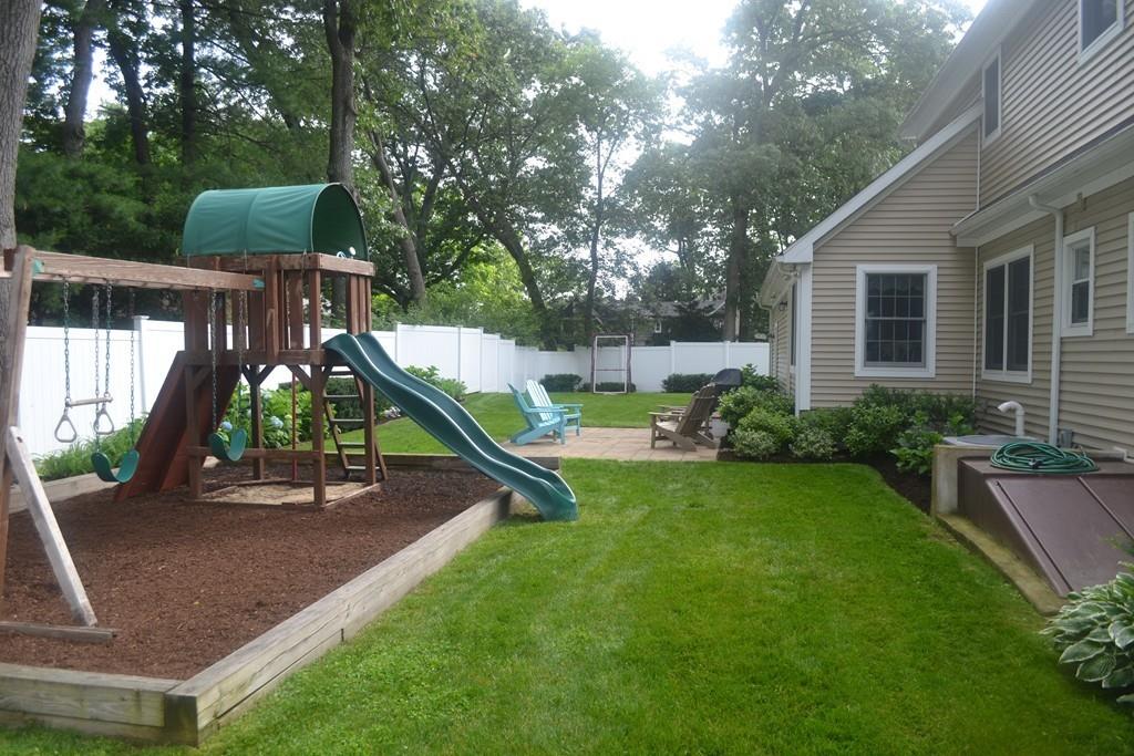 21 Colby Street Needham, MA 02492 - Photo 35 of 40