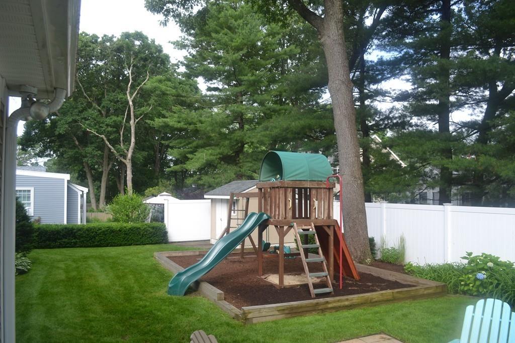 21 Colby Street Needham, MA 02492 - Photo 38 of 40