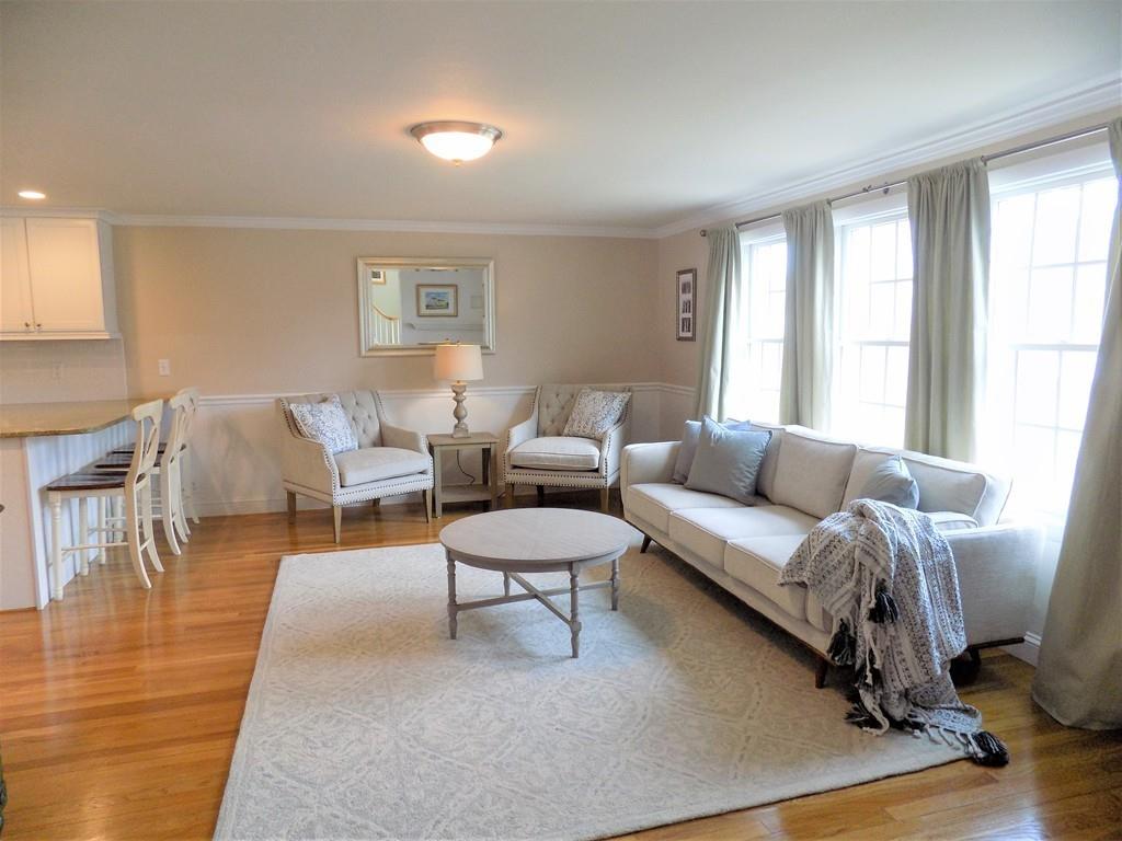 21 Colby Street Needham, MA 02492 - Photo 4 of 40