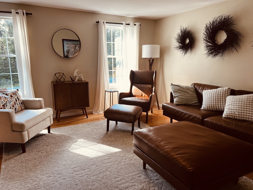 97 Breakneck Road Sturbridge, MA 01566 - Photo 5 of 33 a living room with furniture and a window