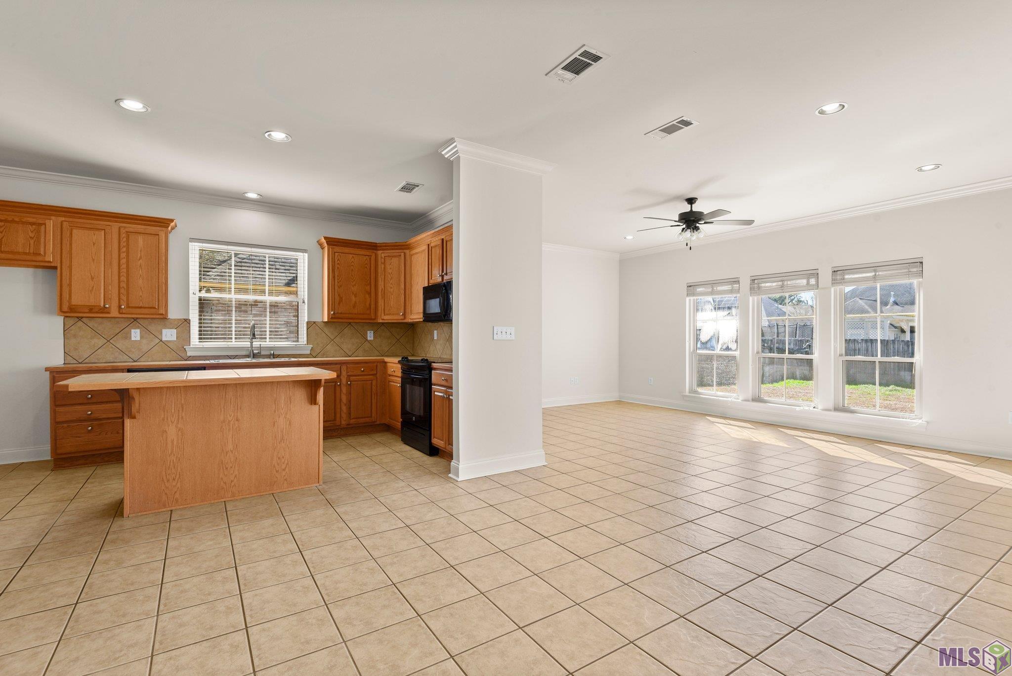 18025 Pine Ridge Drive Prairieville, LA 70769 - Photo 9 of 26