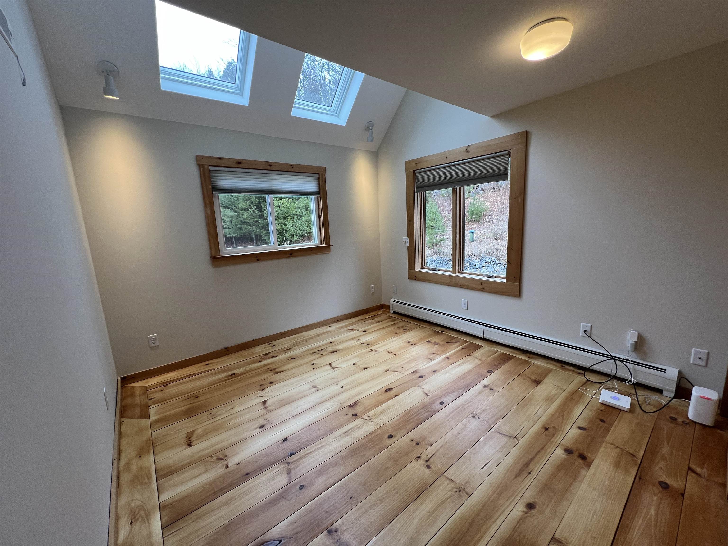 198 East Hill Road Wardsboro, VT 05355 - Photo 12 of 35