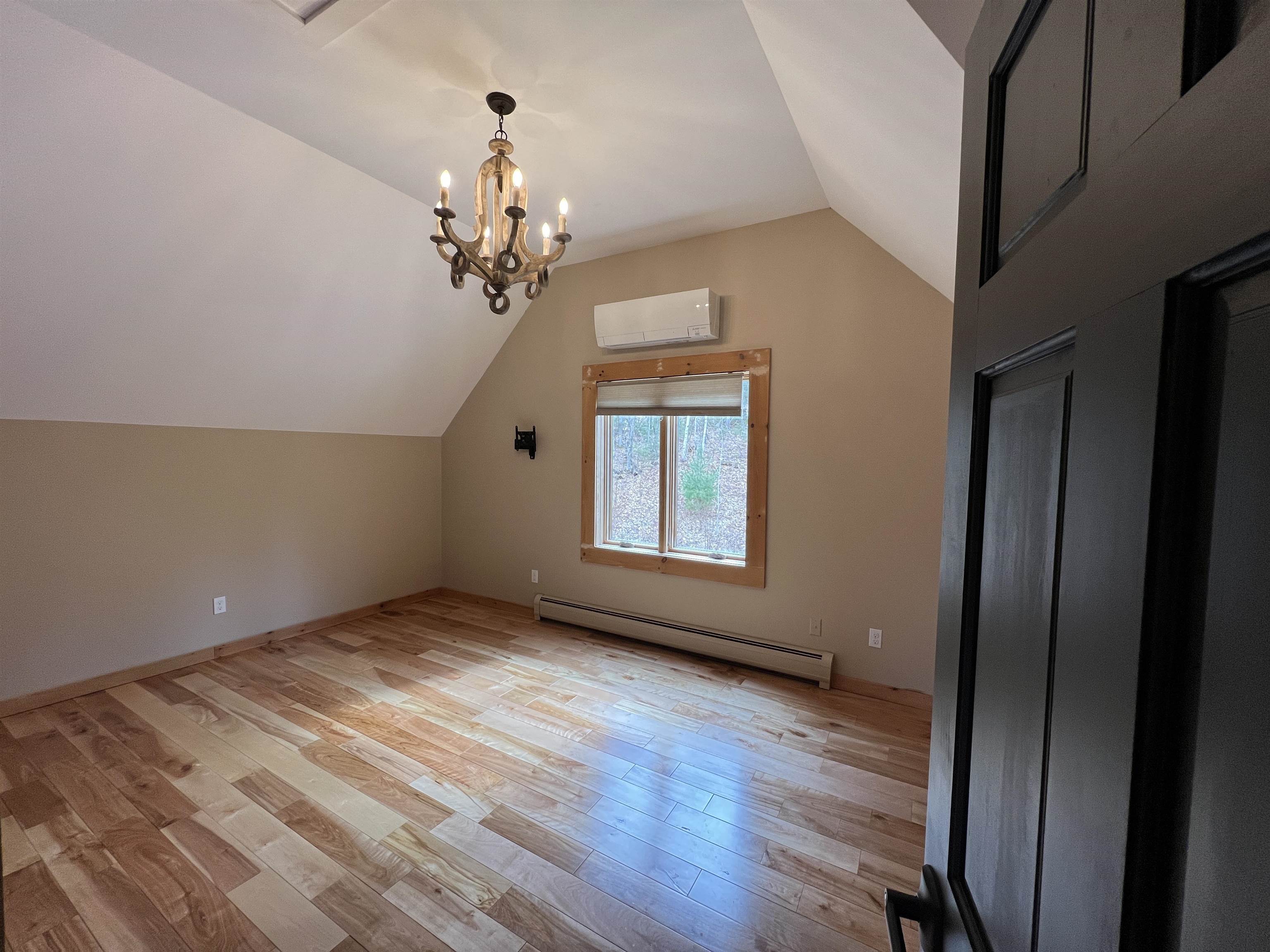 198 East Hill Road Wardsboro, VT 05355 - Photo 13 of 35