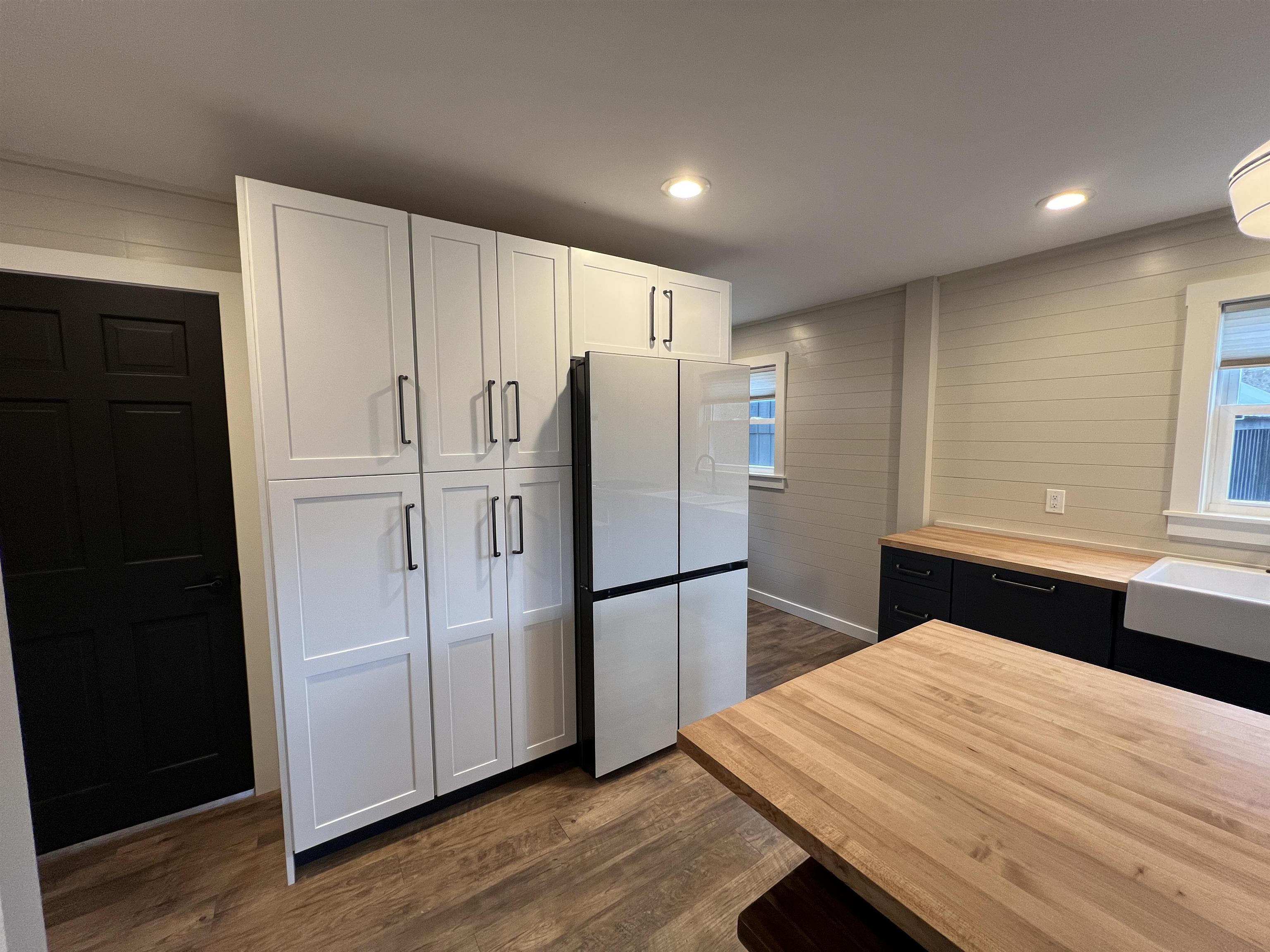 198 East Hill Road Wardsboro, VT 05355 - Photo 5 of 35