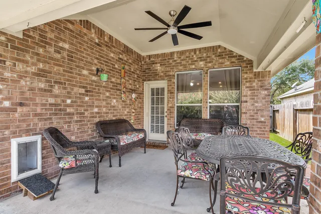 $380,000 | 12310 West Elizabeth Shore Loop, Cypress, TX 77433