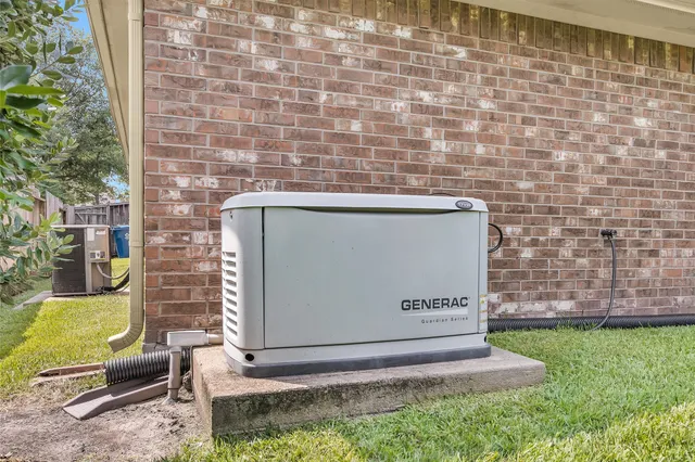 $380,000 | 12310 West Elizabeth Shore Loop, Cypress, TX 77433