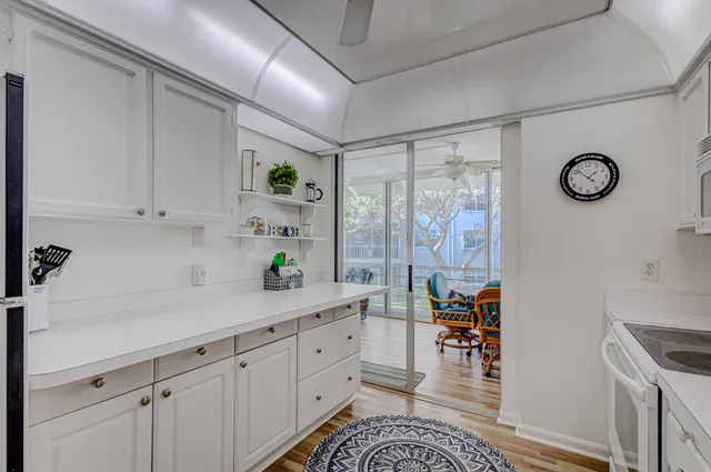 $2,500 | 1201 Sugar Sands Boulevard, Unit 7, Singer Island, FL 33404