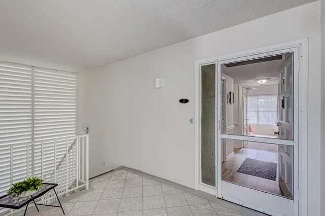 $2,500 | 1201 Sugar Sands Boulevard, Unit 7, Singer Island, FL 33404