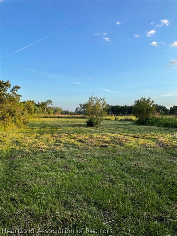 4297-4298 Raccoon Road Zolfo Springs, FL 33890 - Photo 14 of 20 a view of an ocean from a balcony