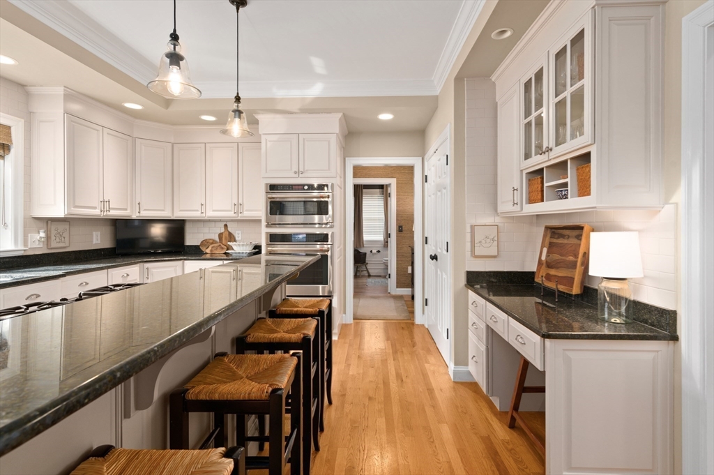 13 Rock O Dundee Road Andover, MA 01810 - Photo 8 of 42 Gallery Image 8