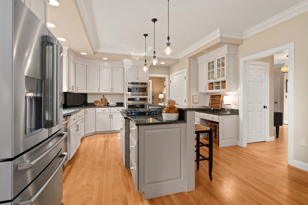 13 Rock O Dundee Road Andover, MA 01810 - Photo 9 of 42 Gallery Image 9