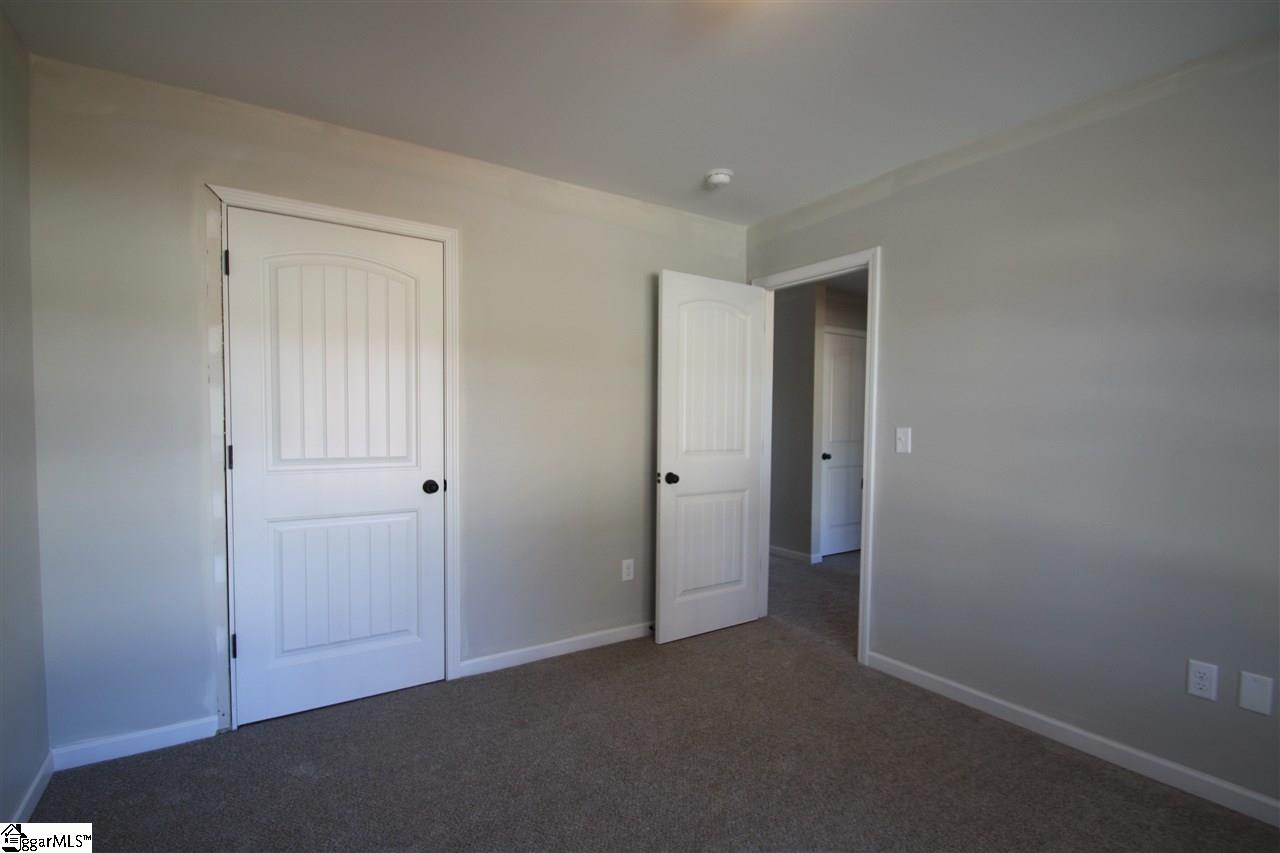14 Montgomery Road Lyman, SC 29365 - Photo 5 of 29