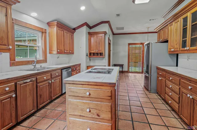 $530,000 | 14513 North Majestic Oaks Place, Baton Rouge, LA 70810