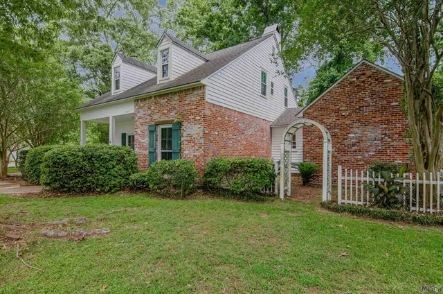 $530,000 | 14513 North Majestic Oaks Place, Baton Rouge, LA 70810