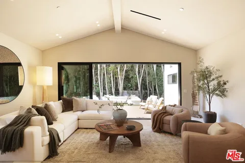$2,995,000 | 2739 Midvale Avenue, Los Angeles, CA 90064