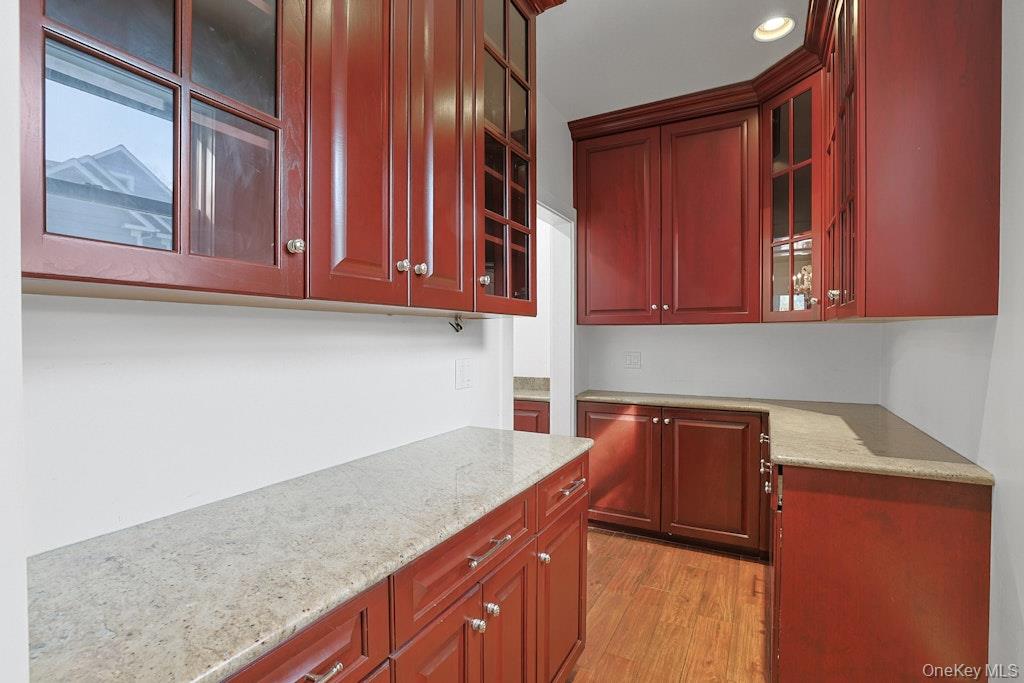 66 Drake Road Scarsdale, NY 10583 - Photo 16 of 28