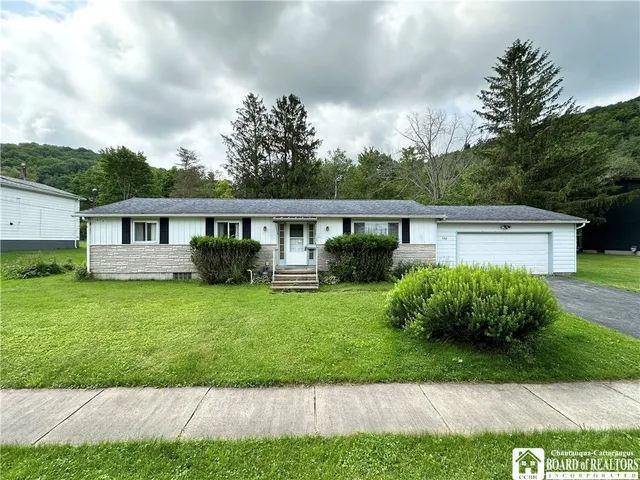 $150,000 | 568 York Street, Olean, NY 14760