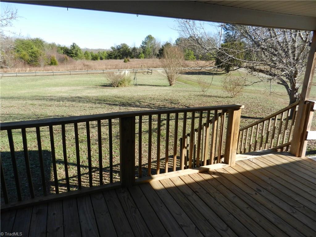297 Big Oak Farm Road Ruffin, NC 27326 - Photo 4 of 16 Front Porch View