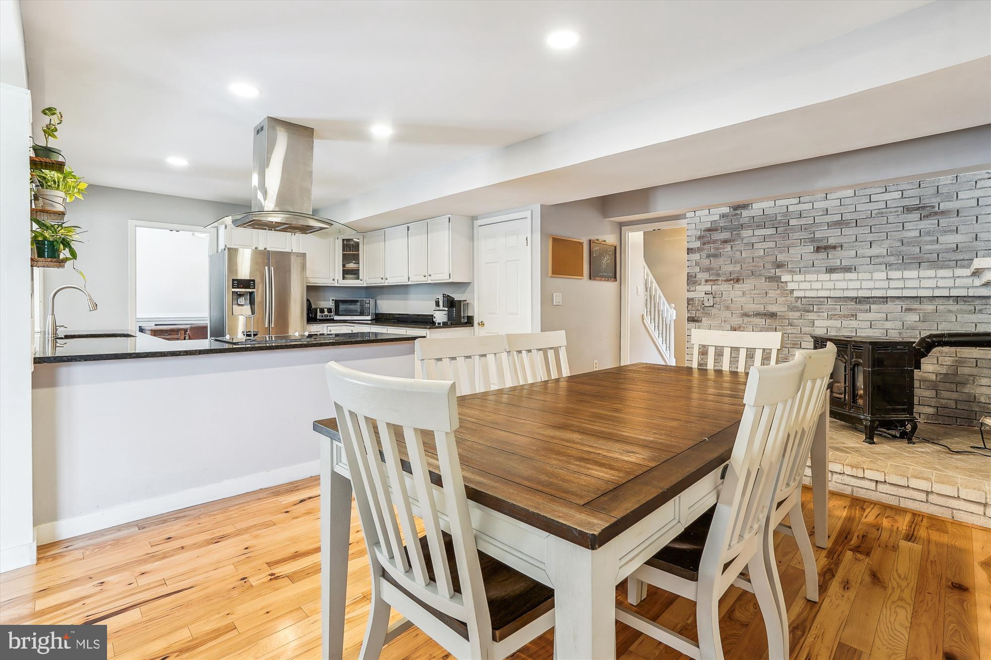 4219 High Ridge Road Haymarket, VA 20169 - Photo 12 of 55 Breakfast Area