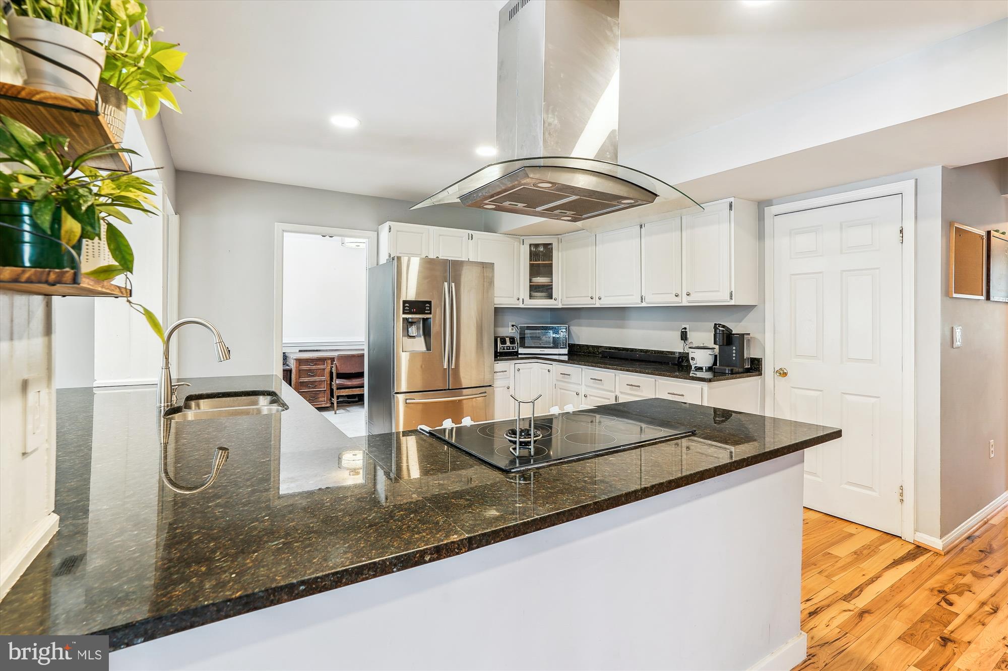 4219 High Ridge Road Haymarket, VA 20169 - Photo 17 of 55 Kitchen