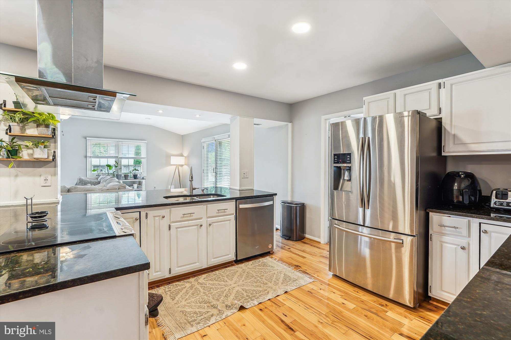 4219 High Ridge Road Haymarket, VA 20169 - Photo 18 of 55 Kitchen