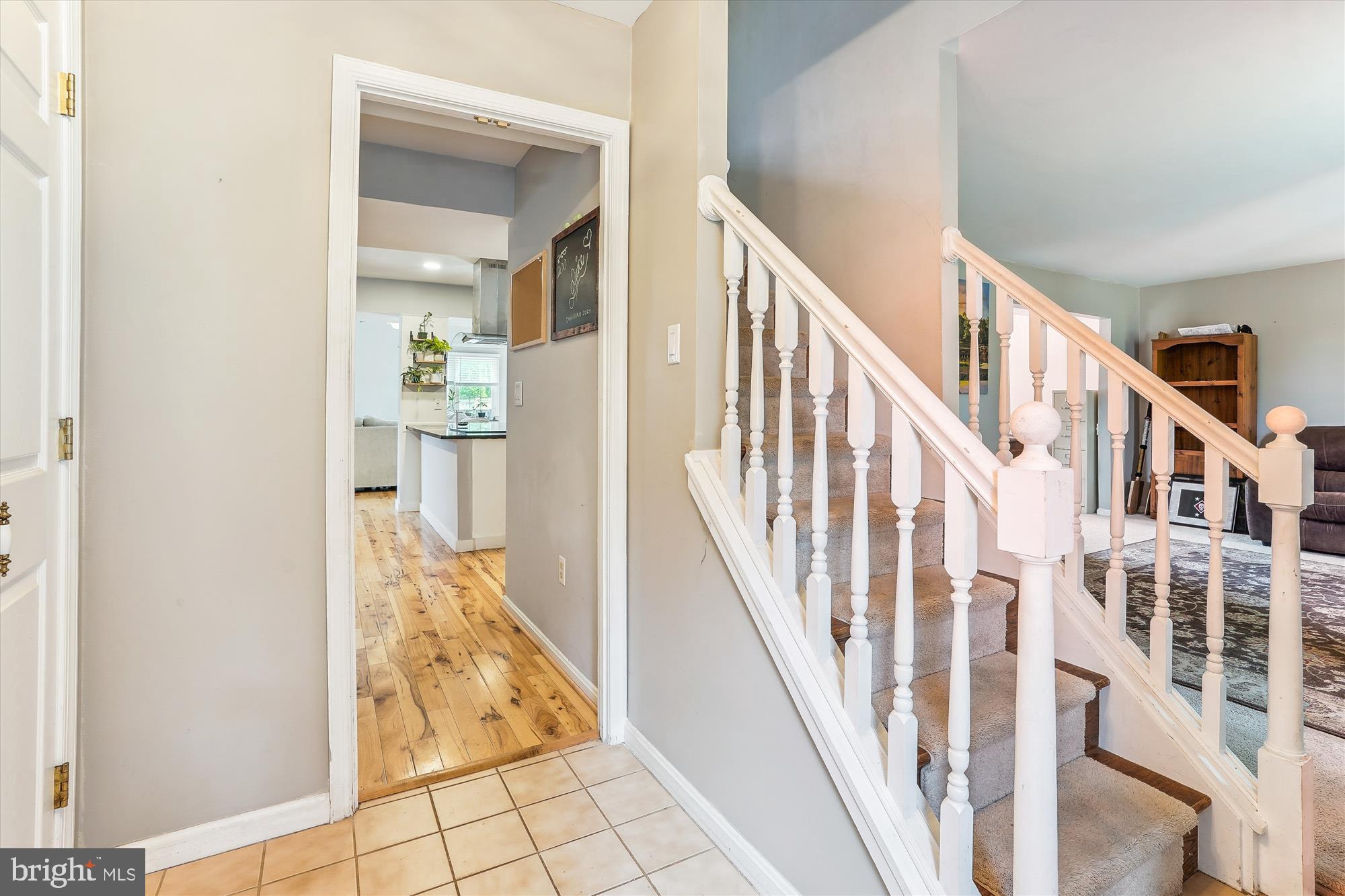 4219 High Ridge Road Haymarket, VA 20169 - Photo 8 of 55 Foyer