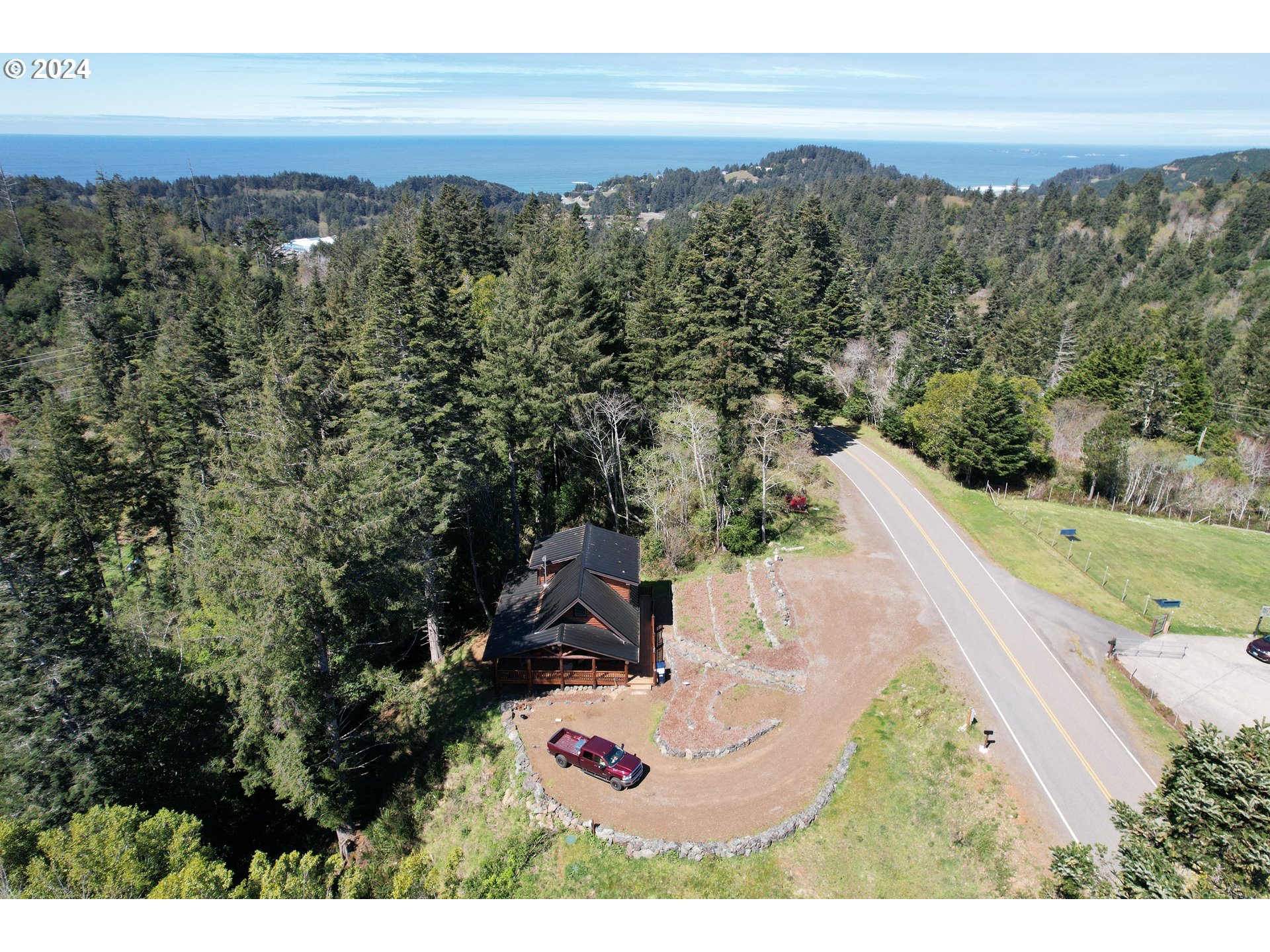 28331 Hunter Creek Heights Road Gold Beach, OR 97444 - Photo 1 of 45 Gallery Image 1