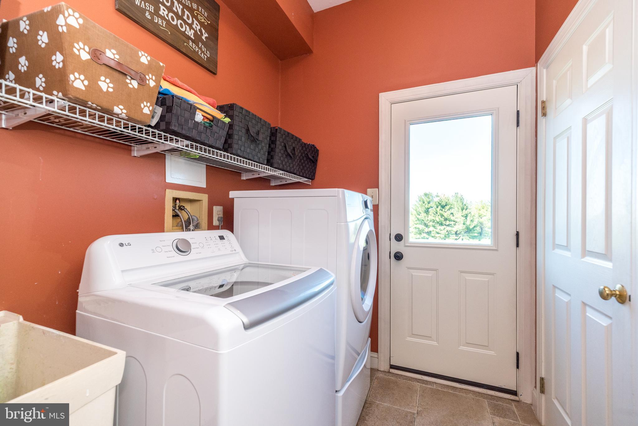 61 Lenape Road Richboro, PA 18954 - Photo 18 of 39 Laundry Room with access to yard